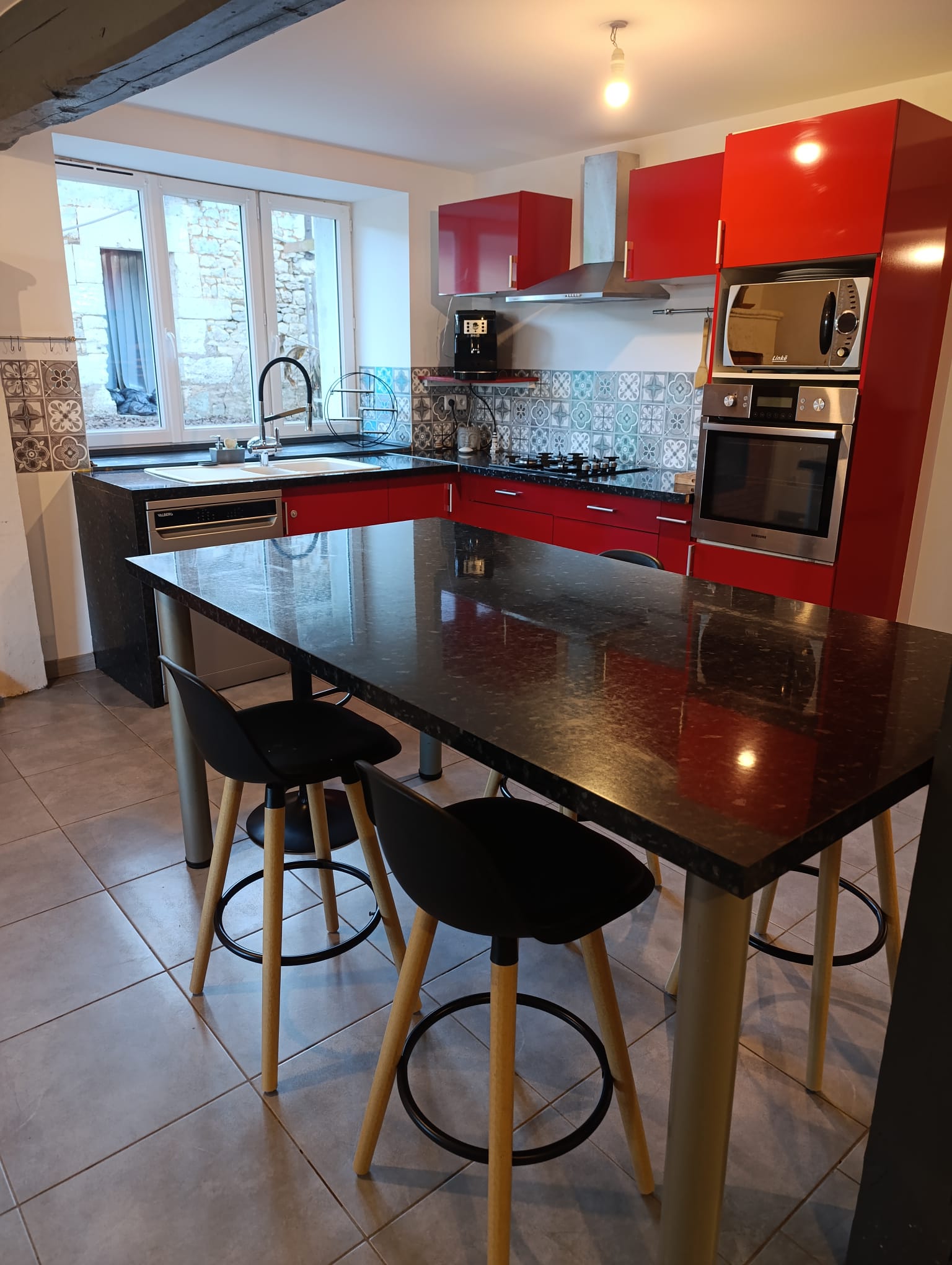 WhatsApp Image 2025-12-14 at 18.31.00